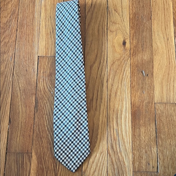 Black Brown 1826 Houndstooth Tie in Black and White - Picture 1 of 2